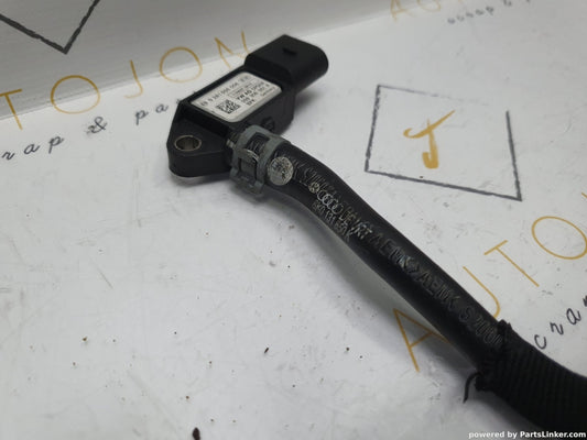 Senzor presiune gaze evacuare AUDI A4 IV Avant (8K5, B8) [ 2007 - 2015 ] TDI (CAGA, CJCA, CMEA, CMFA) 105KW|143HP OEM 059906051A / 059 906 051 A