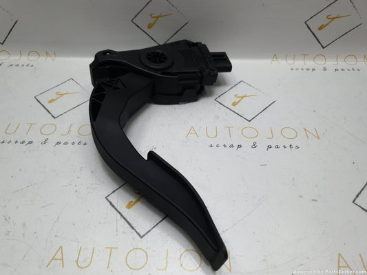 Pedala de acceleratie AUDI A4 IV Avant (8K5, B8) [ 2007 - 2015 ] TDI (CAGA, CJCA, CMEA, CMFA) 105KW|143HP OEM 8K1721523 / 8K1 721 523