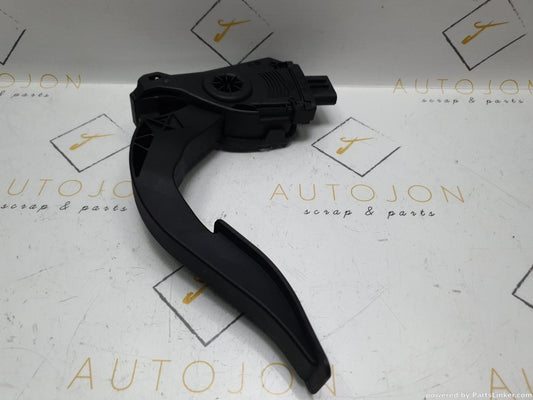 Pedala de acceleratie AUDI A4 IV Avant (8K5, B8) [ 2007 - 2015 ] TDI (CAGA, CJCA, CMEA, CMFA) 105KW|143HP OEM 8K1721523 / 8K1 721 523