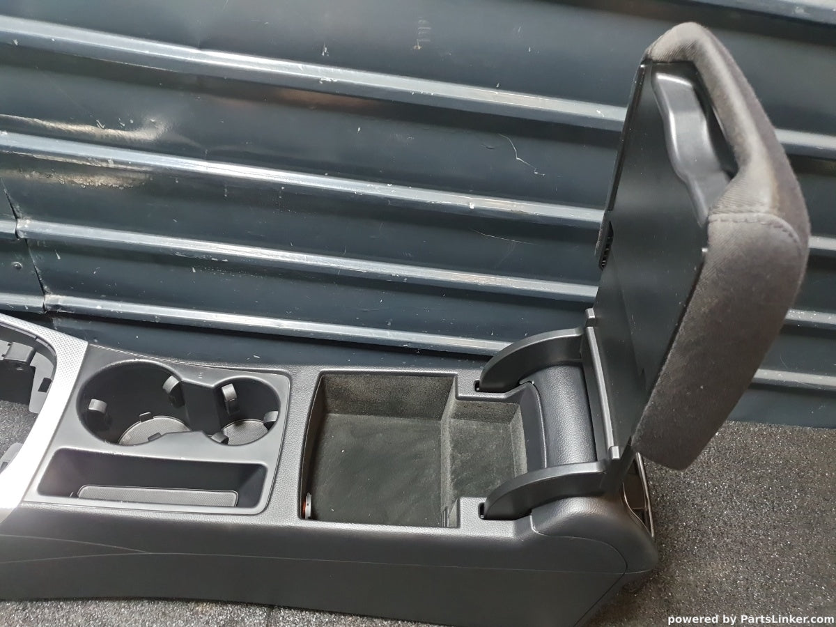 Cotiera auto AUDI A4 IV Avant (8K5, B8) [ 2007 - 2015 ] TDI (CAGA, CJCA, CMEA, CMFA) 105KW|143HP OEM 8K0864981D / 8K0 864 981 D