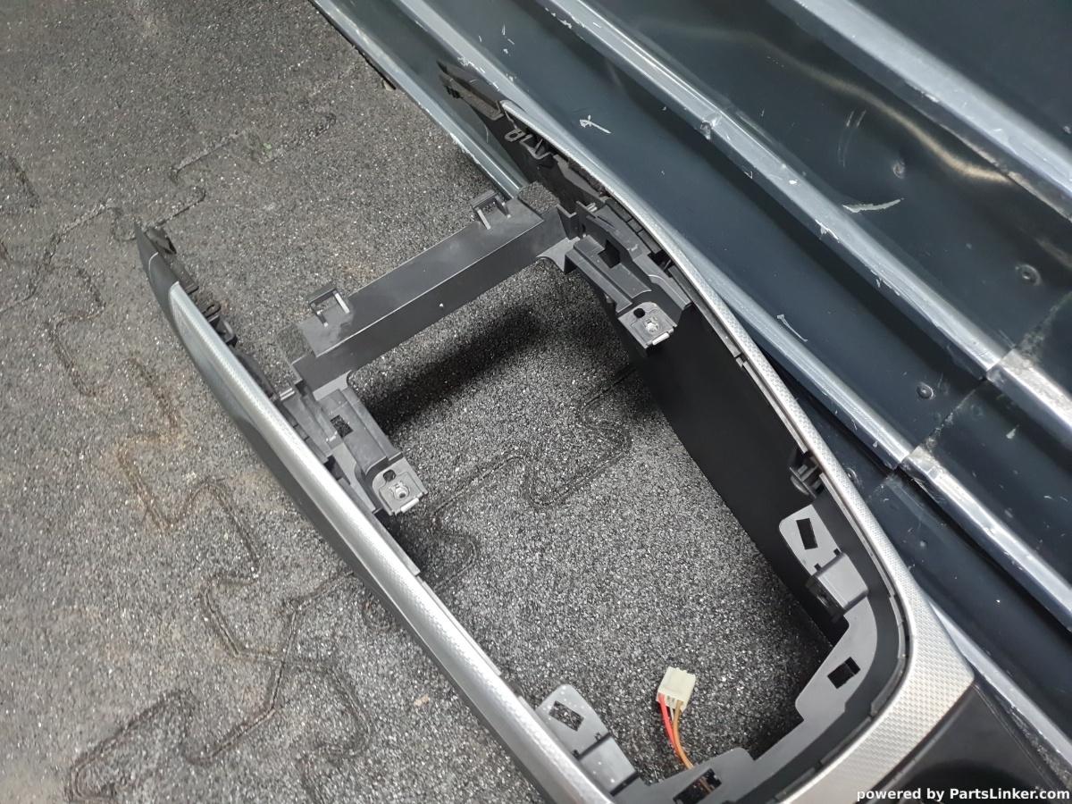 Cotiera auto AUDI A4 IV Avant (8K5, B8) [ 2007 - 2015 ] TDI (CAGA, CJCA, CMEA, CMFA) 105KW|143HP OEM 8K0864981D / 8K0 864 981 D