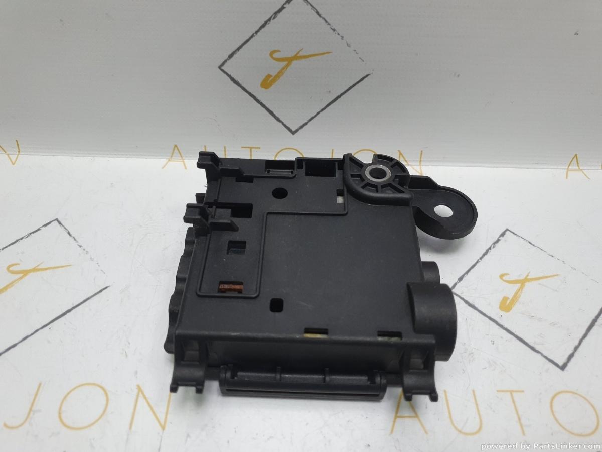 Panou sigurante borna plus AUDI A4 IV Avant (8K5, B8) [ 2007 - 2015 ] TDI (CAGA, CJCA, CMEA, CMFA) 105KW|143HP OEM 8K0937517A / 8K0 937 517 A