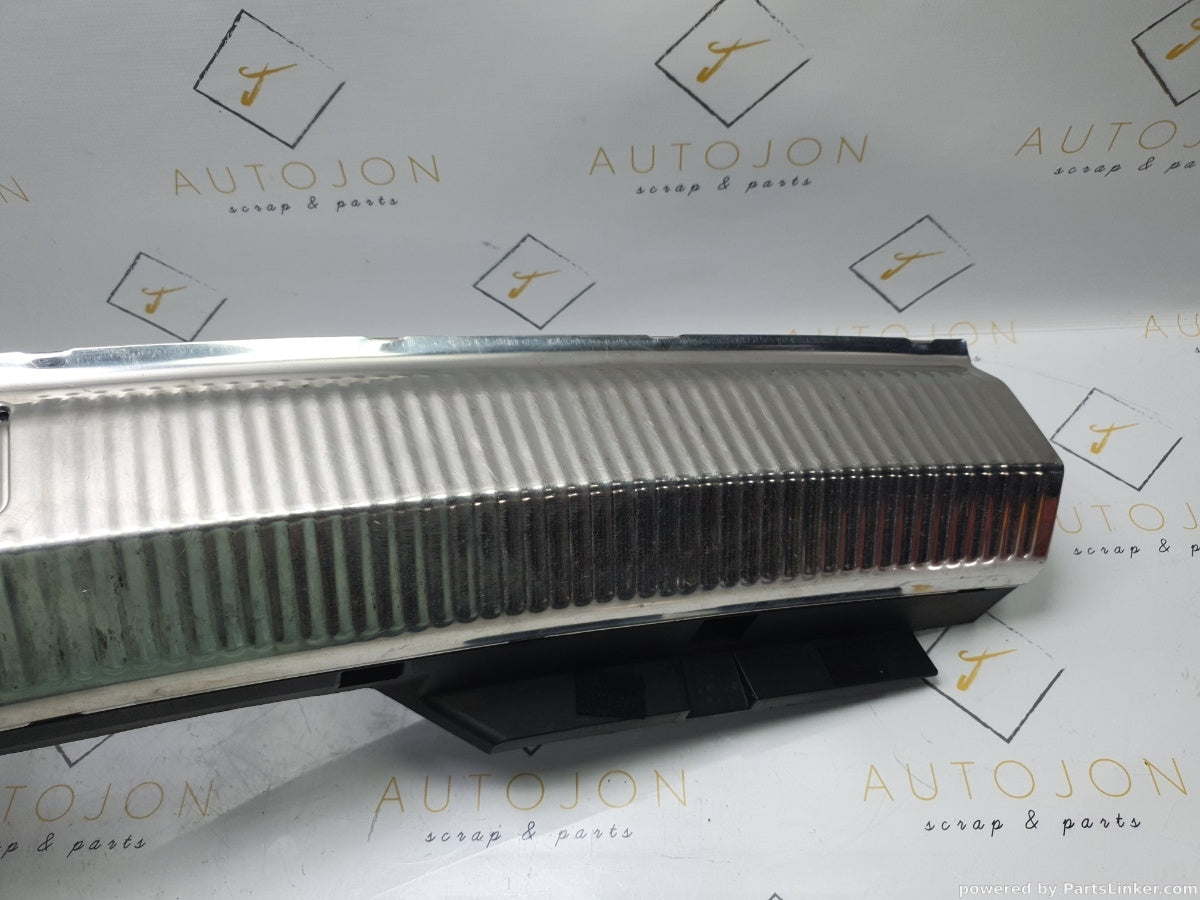 Finitie portbagaj AUDI A4 IV Avant (8K5, B8) [ 2007 - 2015 ] TDI (CAGA, CJCA, CMEA, CMFA) 105KW|143HP OEM 8K9864483 / 8K9 864 483