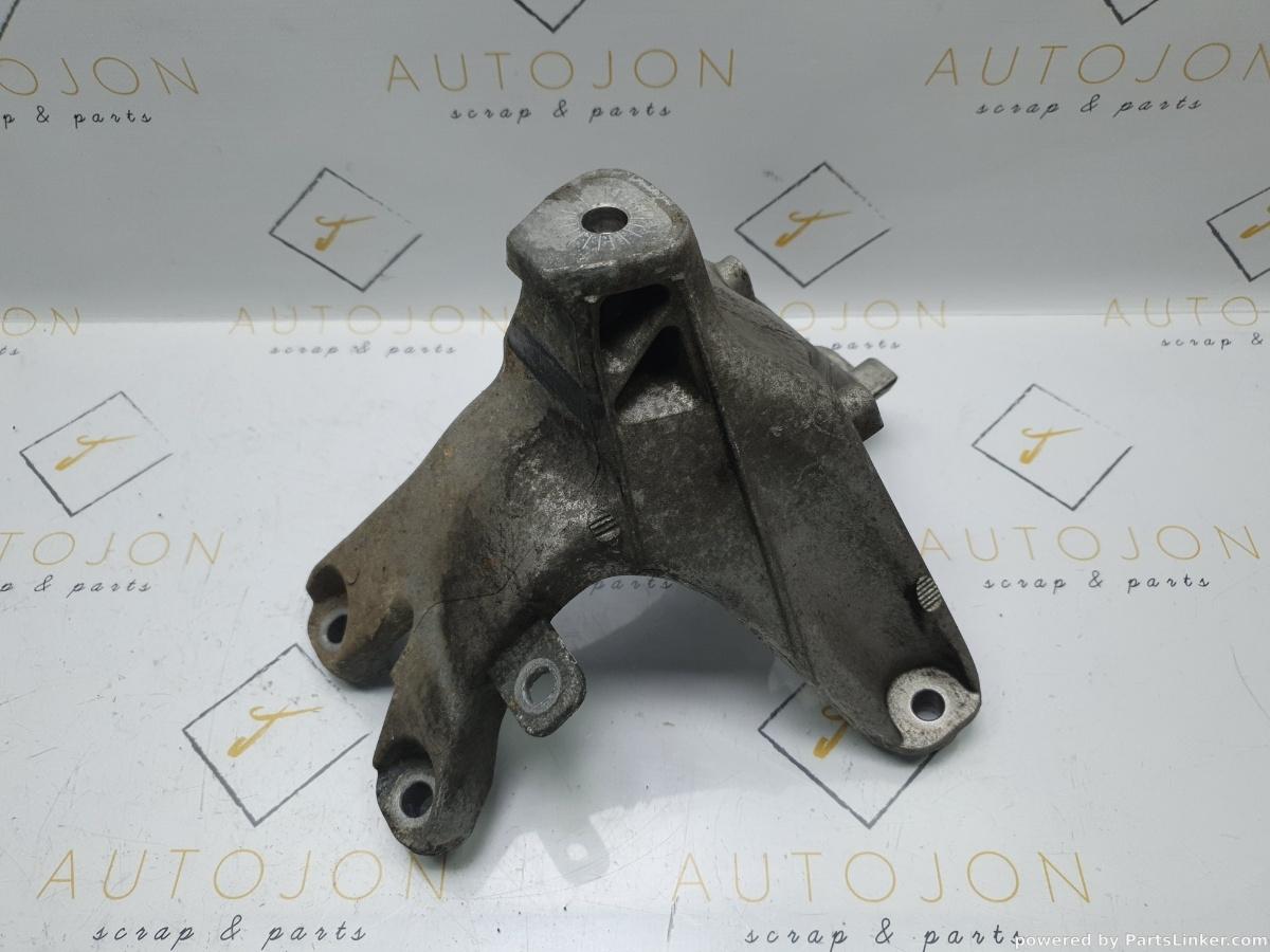 Suport motor Dreapta AUDI A4 IV Avant (8K5, B8) [ 2007 - 2015 ] TDI (CAGA, CJCA, CMEA, CMFA) 105KW|143HP OEM 8K0199308 / 8K0 199 308