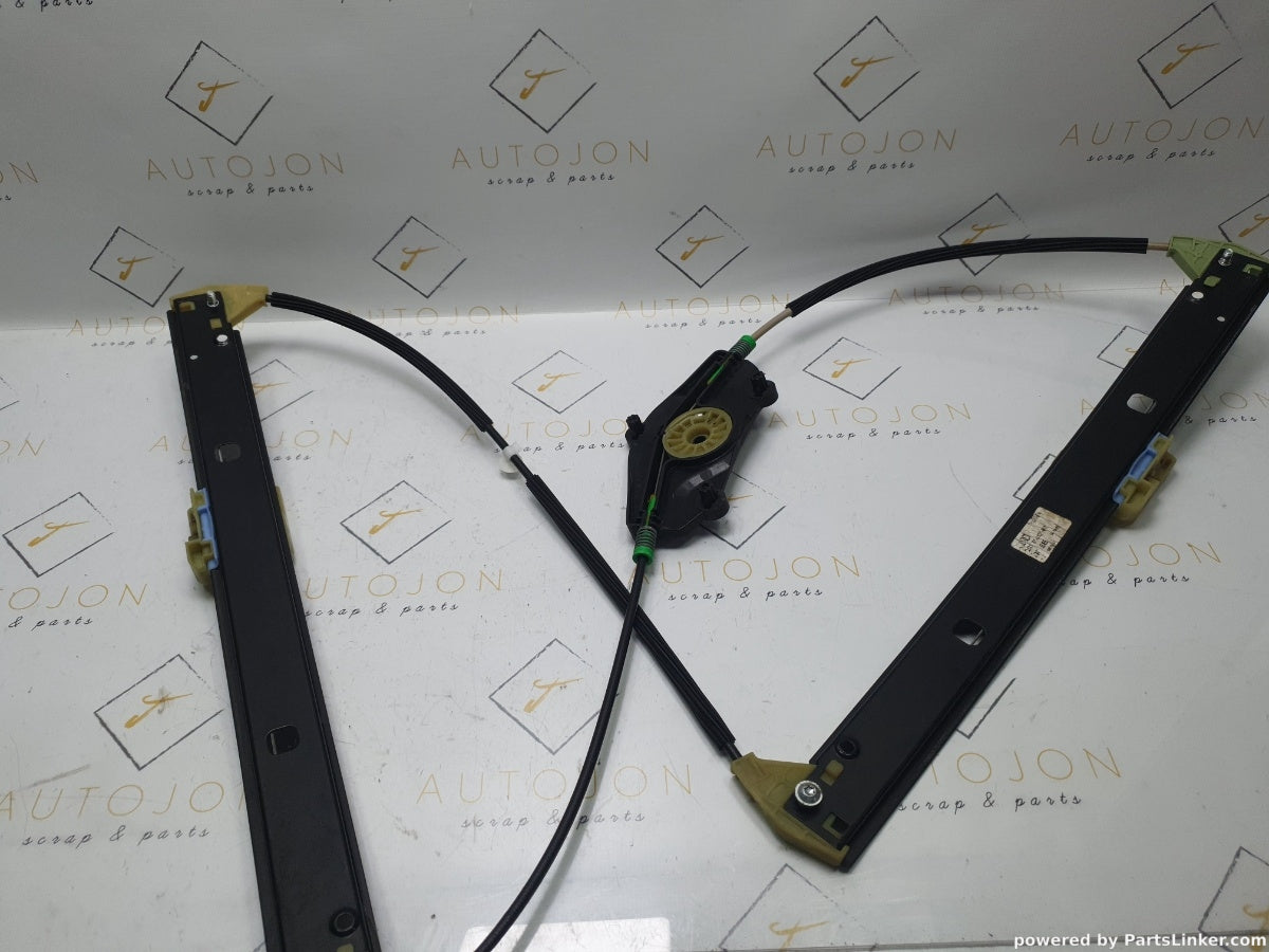 Macara geam dreapta fata AUDI A4 IV Avant (8K5, B8) [ 2007 - 2015 ] TDI (CAGA, CJCA, CMEA, CMFA) 105KW|143HP OEM 8K0837412 / 8K0 837 412