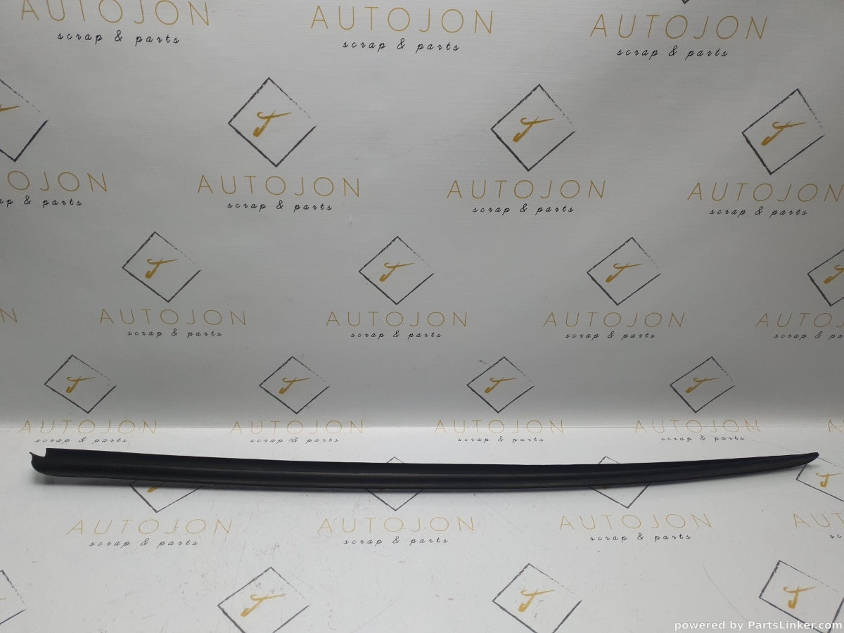 Cheder parbriz Stanga AUDI A4 IV Avant (8K5, B8) [ 2007 - 2015 ] TDI (CAGA, CJCA, CMEA, CMFA) 105KW|143HP OEM 8K0854327 / 8K0 854 327