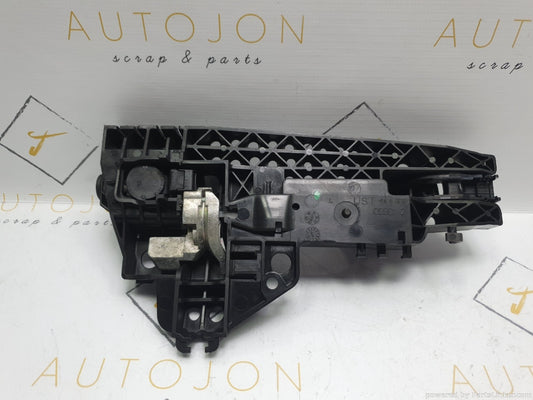 Maner cu suport usa stanga spate AUDI A4 IV Avant (8K5, B8) [ 2007 - 2015 ] TDI (CAGA, CJCA, CMEA, CMFA) 105KW|143HP OEM 8T0837167A / 8T0 837 167 A