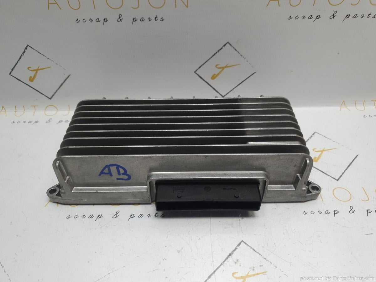 Amplificator audio AUDI A4 IV Avant (8K5, B8) [ 2007 - 2015 ] TDI (CAGA, CJCA, CMEA, CMFA) 105KW|143HP OEM 8T0035223AB / 8T0 035 223 AB