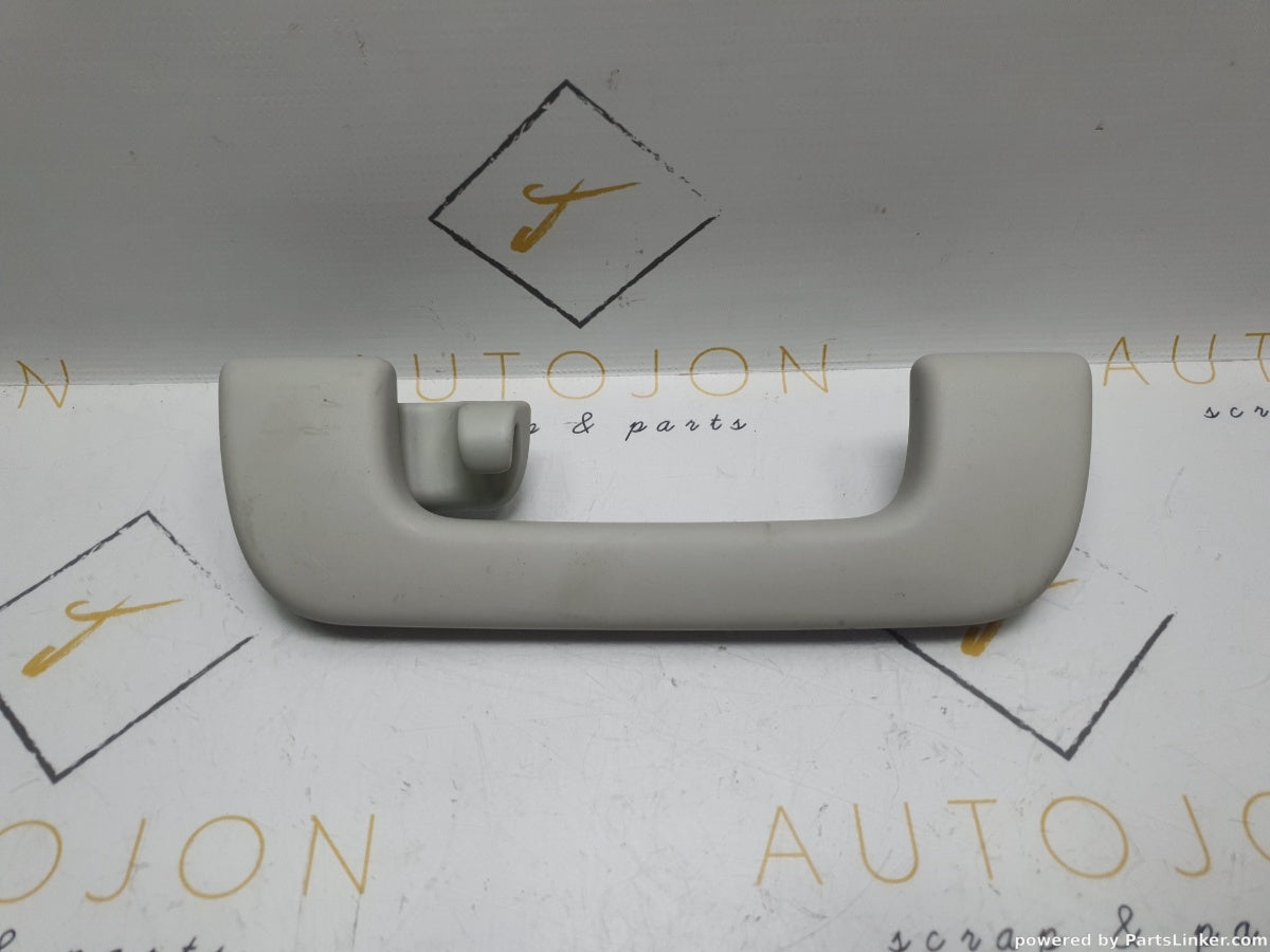 Maner plafon stanga spate AUDI A4 IV Avant (8K5, B8) [ 2007 - 2015 ] TDI (CAGA, CJCA, CMEA, CMFA) 105KW|143HP OEM 8K0867607 / 8K0 867 607