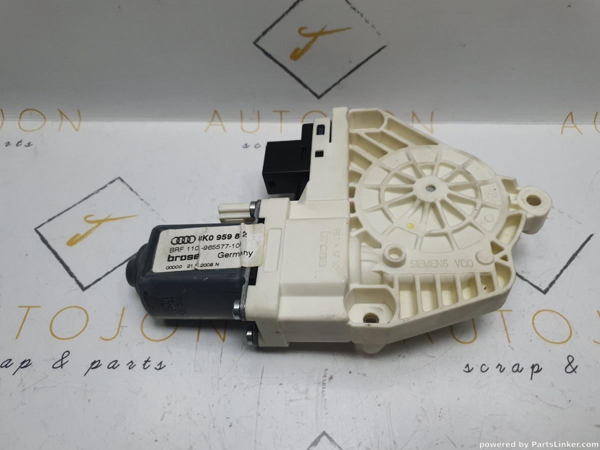 Motoras macara geam dreapta spate AUDI A4 IV Avant (8K5, B8) [ 2007 - 2015 ] TDI (CAGA, CJCA, CMEA, CMFA) 105KW|143HP OEM 8K0959812 / 8K0 959 812