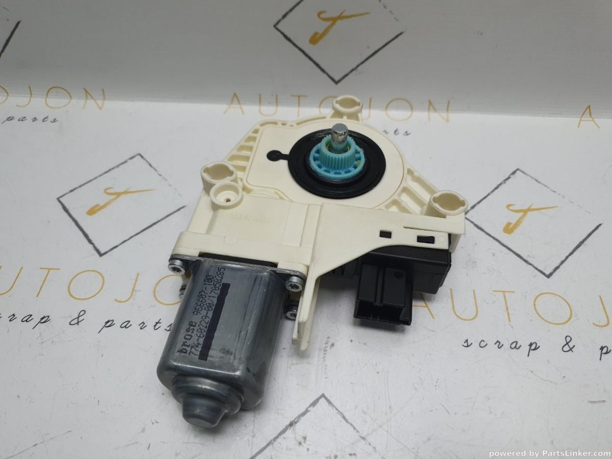 Motoras macara geam dreapta spate AUDI A4 IV Avant (8K5, B8) [ 2007 - 2015 ] TDI (CAGA, CJCA, CMEA, CMFA) 105KW|143HP OEM 8K0959812 / 8K0 959 812