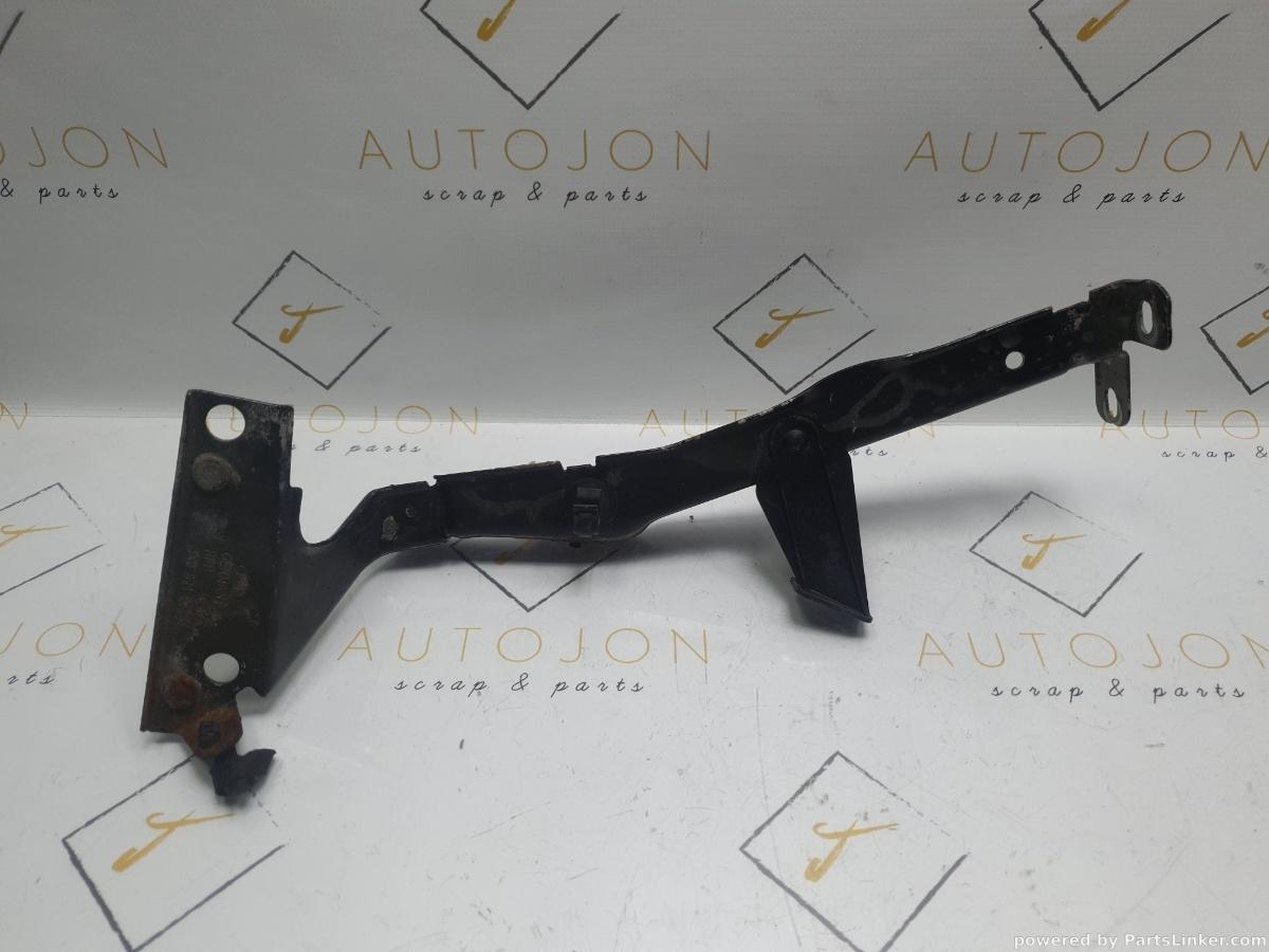 Suport aripa stanga fata AUDI A4 IV Avant (8K5, B8) [ 2007 - 2015 ] TDI (CAGA, CJCA, CMEA, CMFA) 105KW|143HP OEM 8K0821135B / 8K0 821 135 B