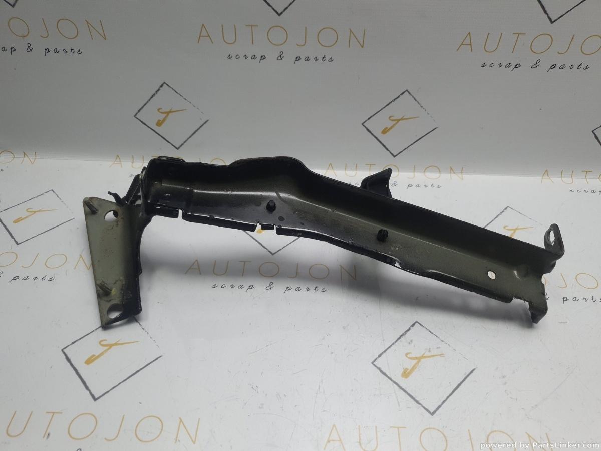 Suport aripa stanga fata AUDI A4 IV Avant (8K5, B8) [ 2007 - 2015 ] TDI (CAGA, CJCA, CMEA, CMFA) 105KW|143HP OEM 8K0821135B / 8K0 821 135 B
