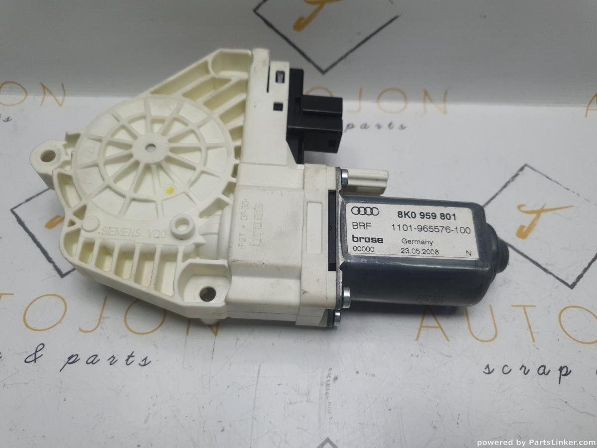 Motoras macara geam stanga fata AUDI A4 IV Avant (8K5, B8) [ 2007 - 2015 ] TDI (CAGA, CJCA, CMEA, CMFA) 105KW|143HP OEM 8K0959801 / 8K0 959 801