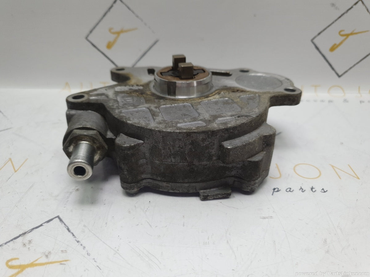 Pompa vacuum VOLKSWAGEN PASSAT (362) [ 2010 - 2014 ] TDI (CFFB) 103KW|140HP OEM 03L145100F / 03L 145 100 F