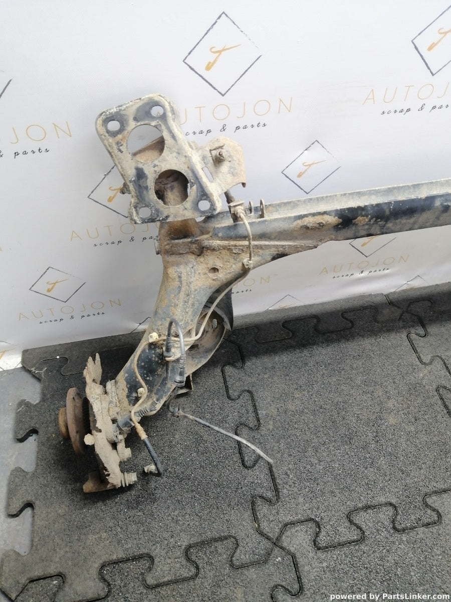 Punte spate AUDI A3 (8L1) [ 1996 - 2006 ] 1.6 (AVU, BFQ) 75KW|102HP OEM 1J0500051K