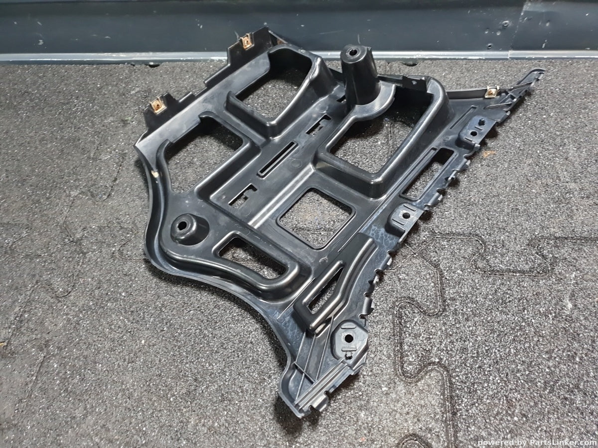 Suport bara spate Dreapta BMW 3 V (E90) [ 2004 - 2012 ] 320 i (N46 B20..) 110KW|150HP 51127058520