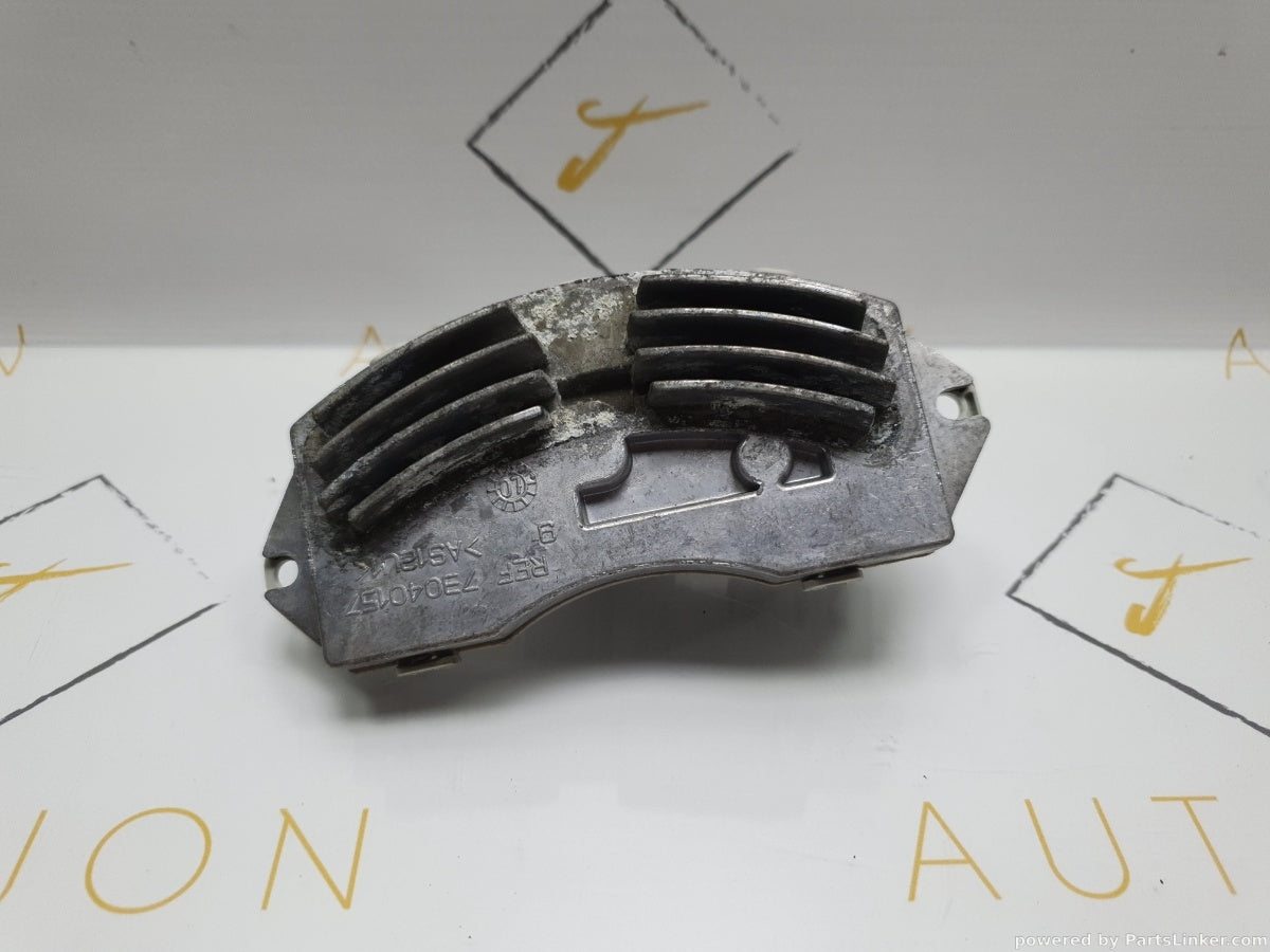 Rezistenta trepte aeroterma BMW 3 V (E90) [ 2004 - 2012 ] 320 i (N46 B20..) 110KW|150HP 985464F/K