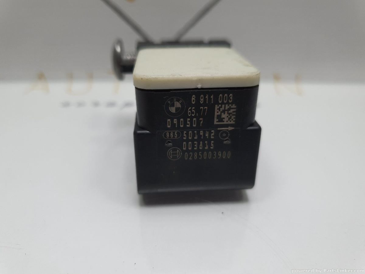 Senzor impact airbag BMW 3 V (E90) [ 2004 - 2012 ] 320 i (N46 B20..) 110KW|150HP 6911003