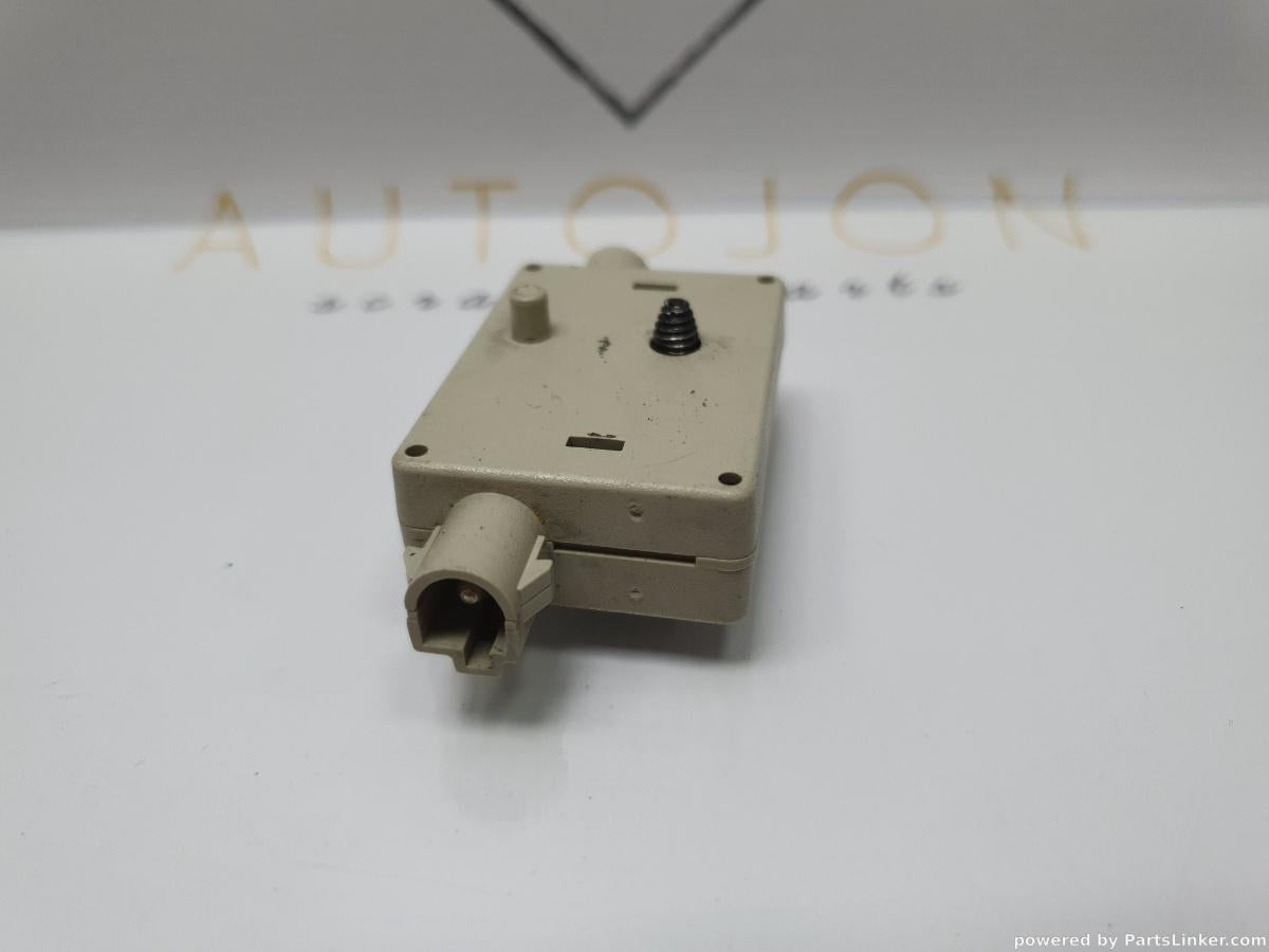 Amplificator antena BMW 3 V (E90) [ 2004 - 2012 ] 320 i (N46 B20..) 110KW|150HP OEM 6990090-04