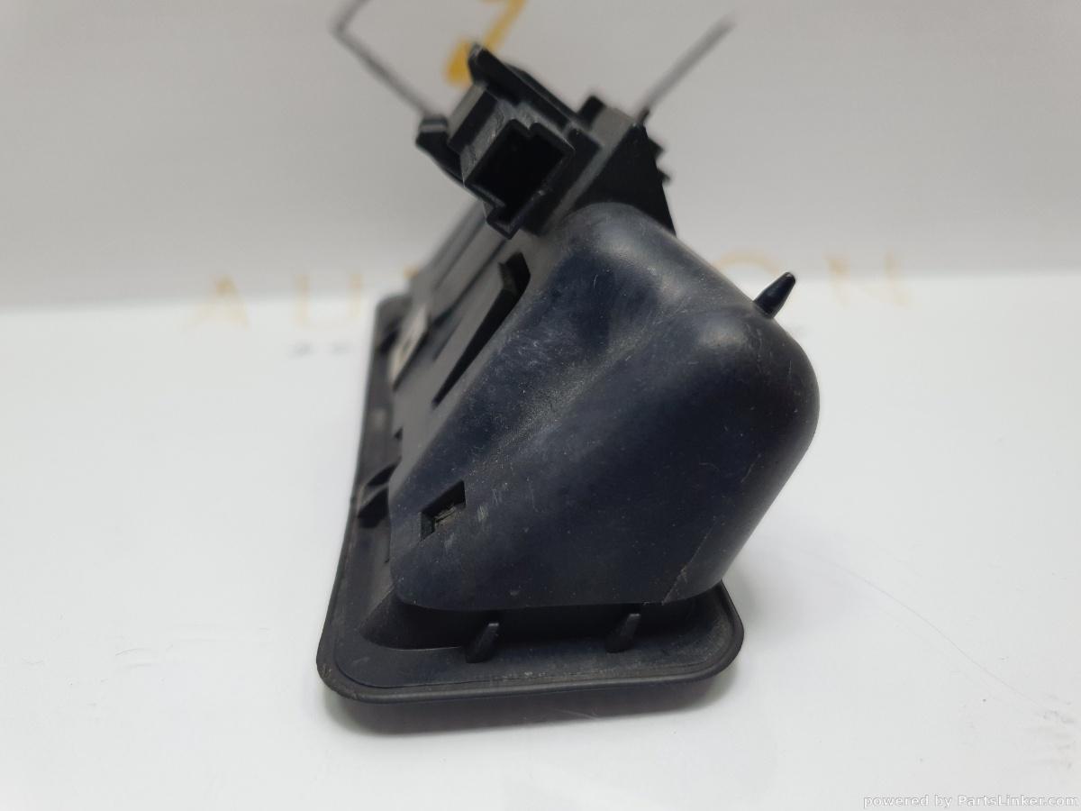 Switch haion BMW 3 V (E90) [ 2004 - 2012 ] 320 i (N46 B20..) 110KW|150HP OEM 51247118156