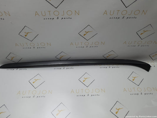 Cheder parbriz Stanga BMW 3 V (E90) [ 2004 - 2012 ] 320 i (N46 B20..) 110KW|150HP 51137184001