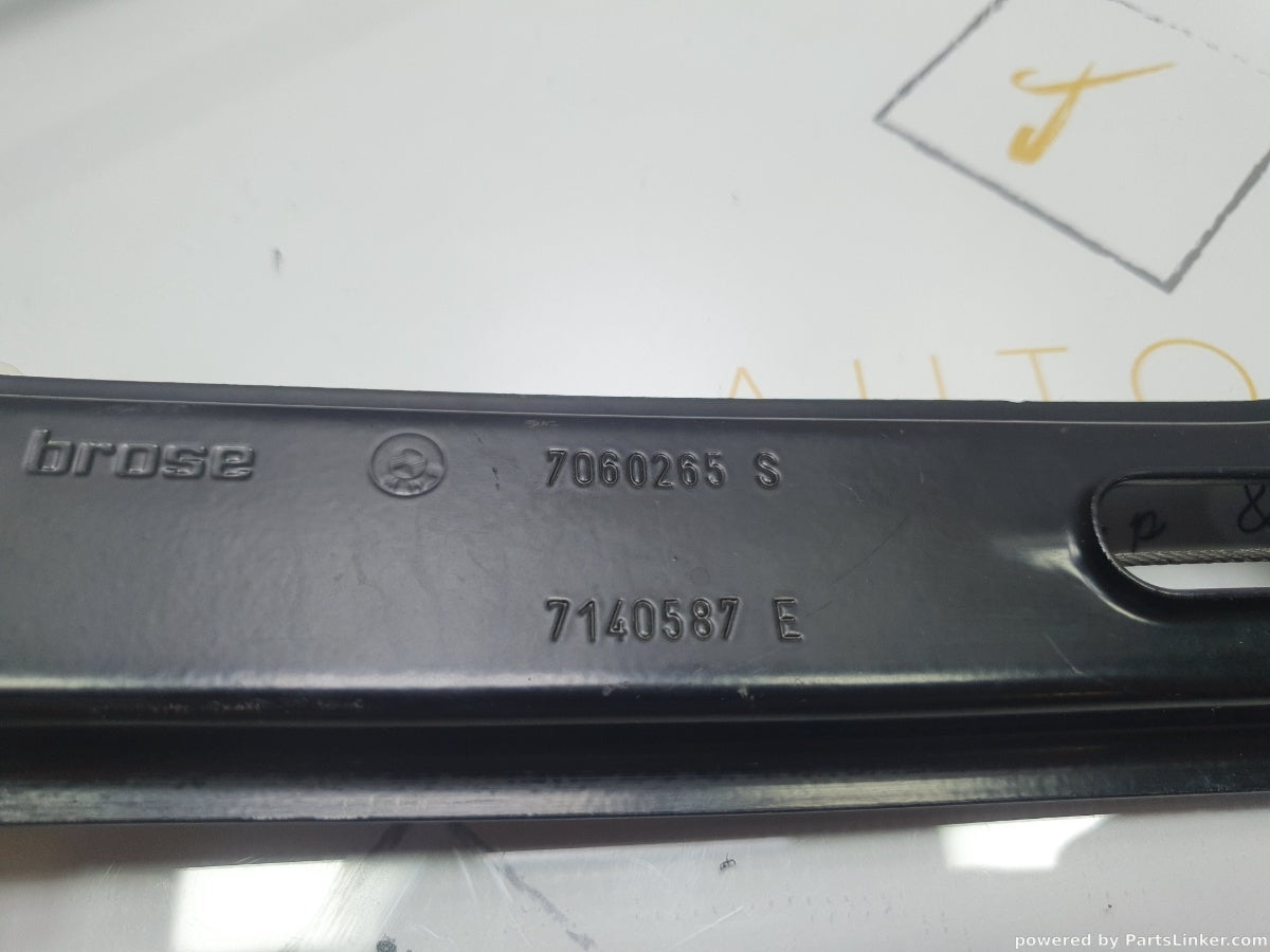 Macara geam stanga fata BMW 3 V (E90) [ 2004 - 2012 ] 320 i (N46 B20..) 110KW|150HP 7140587E