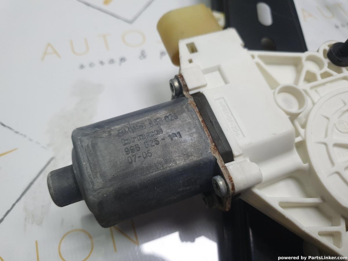 Macara geam dreapta fata BMW 3 V (E90) [ 2004 - 2012 ] 320 i (N46 B20..) 110KW|150HP OEM 7140588E