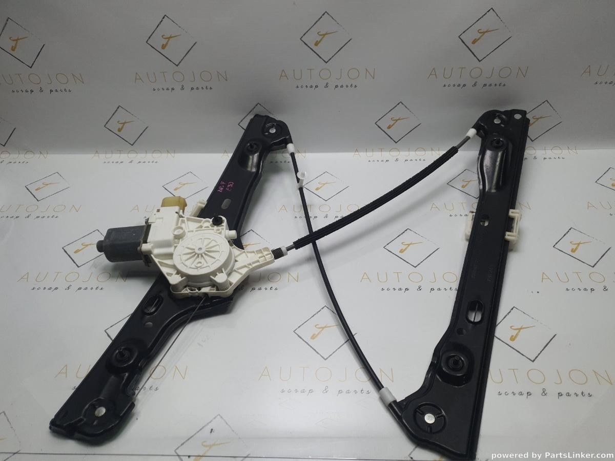 Macara geam dreapta fata BMW 3 V (E90) [ 2004 - 2012 ] 320 i (N46 B20..) 110KW|150HP OEM 7140588E