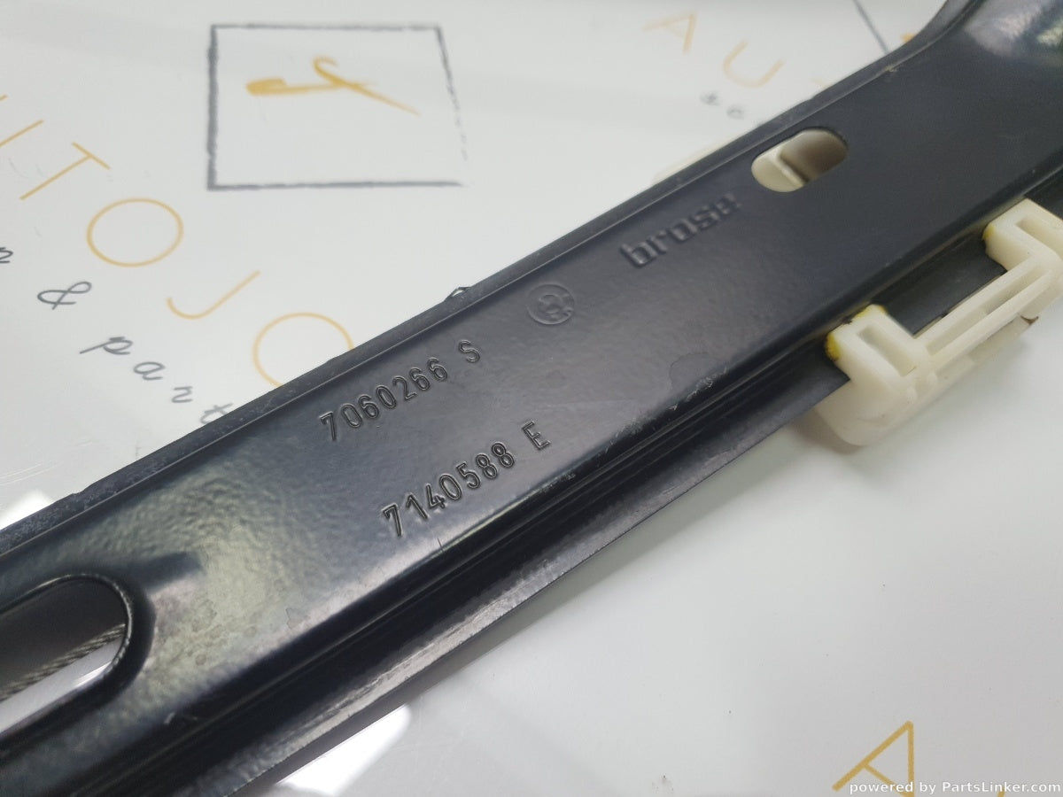 Macara geam dreapta fata BMW 3 V (E90) [ 2004 - 2012 ] 320 i (N46 B20..) 110KW|150HP 7140588E