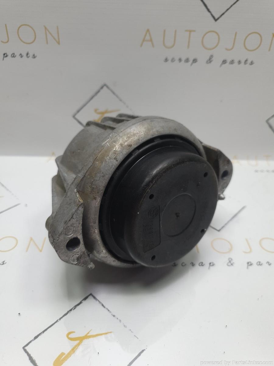 Tampon motor BMW 3 V (E90) [ 2004 - 2012 ] 320 i (N46 B20..) 110KW|150HP OEM 13981112