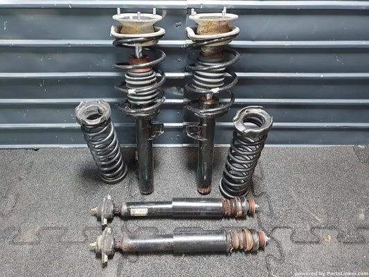 Suspensie completă BMW 3 V (E90) [ 2004 - 2012 ] 320 i (N46 B20..) 110KW|150HP OSuspensie completă BMW 3 V (E90) [ 2004 - 2012 ] 320 i (N46 B20..) 110KW|150HP 6771723 / 6771725EM 6771723 / 6771725