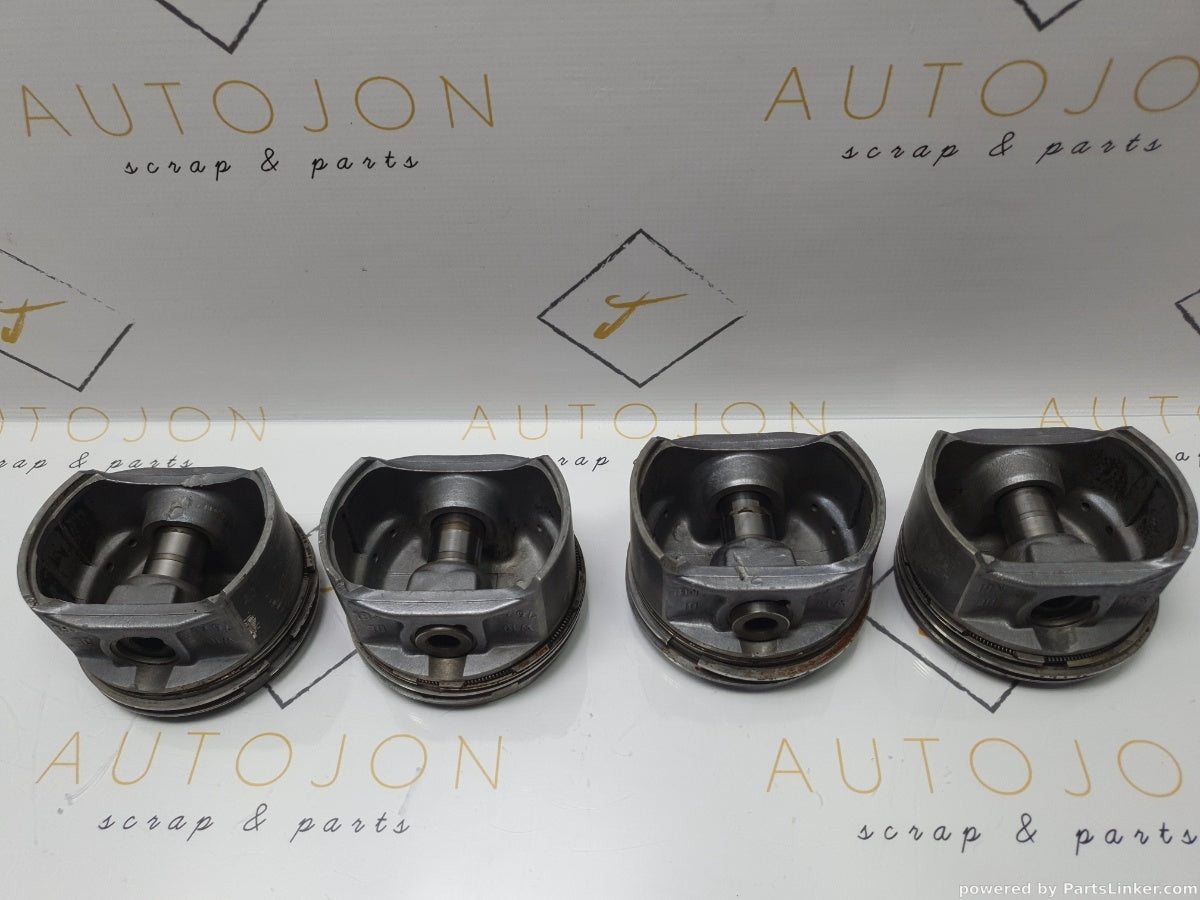 Set pistoane SEAT IBIZA III (6K1) [ 1999 - 2002 ] 16V (APE, AUA) 55KW|75HP 036AQ