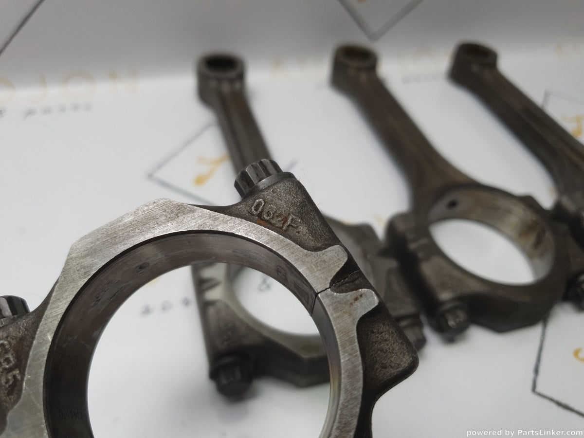 Set biele piston SEAT IBIZA III (6K1) [ 1999 - 2002 ] 16V (APE, AUA) 55KW|75HP 032F