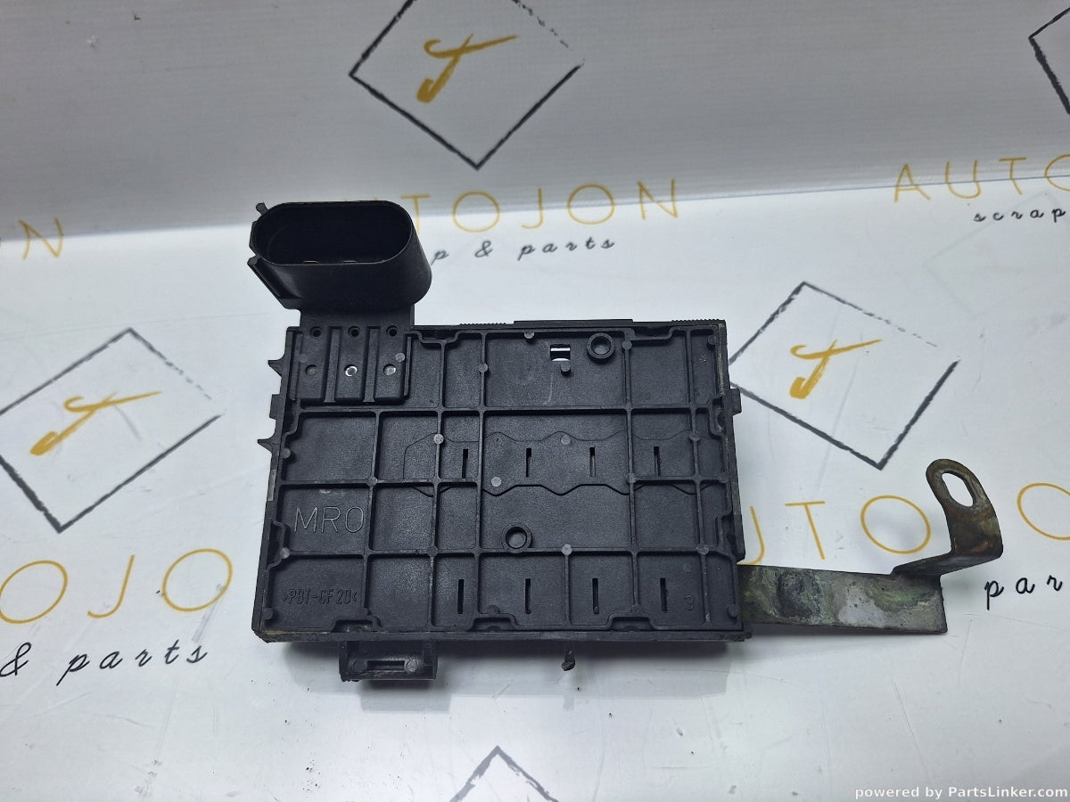 Panou sigurante SEAT IBIZA III (6K1) [ 1999 - 2002 ] 16V (APE, AUA) 55KW|75HP 1J0937617