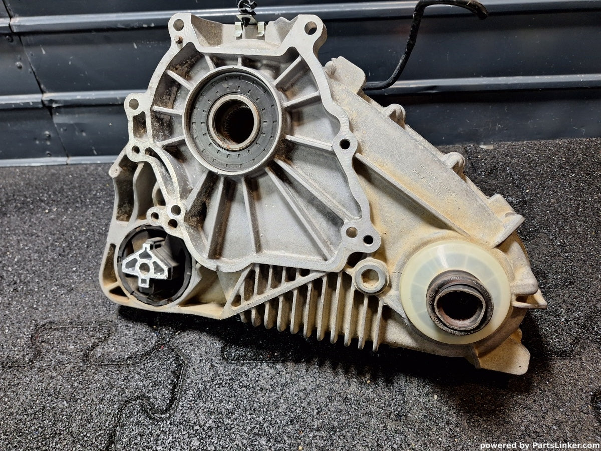 Cutie de transfer ATC700 BMW X5 II (E70) [ 2006 - 2013 ] d (M57 D30 (306D3)) 135KW|184HP 7574777-01