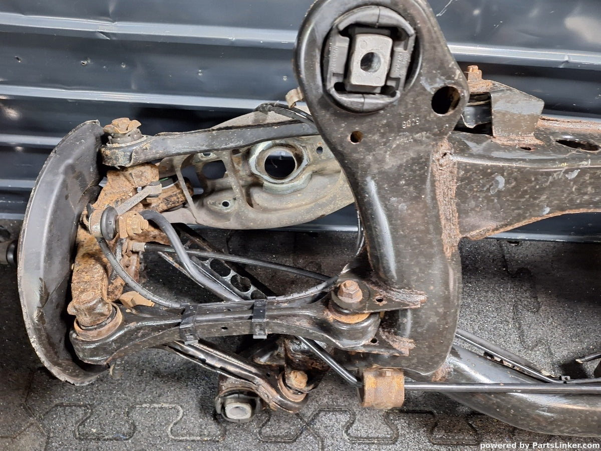 Punte spate BMW 3 V (E90) [ 2004 - 2012 ] 320 i (N46 B20..) 110KW|150HP