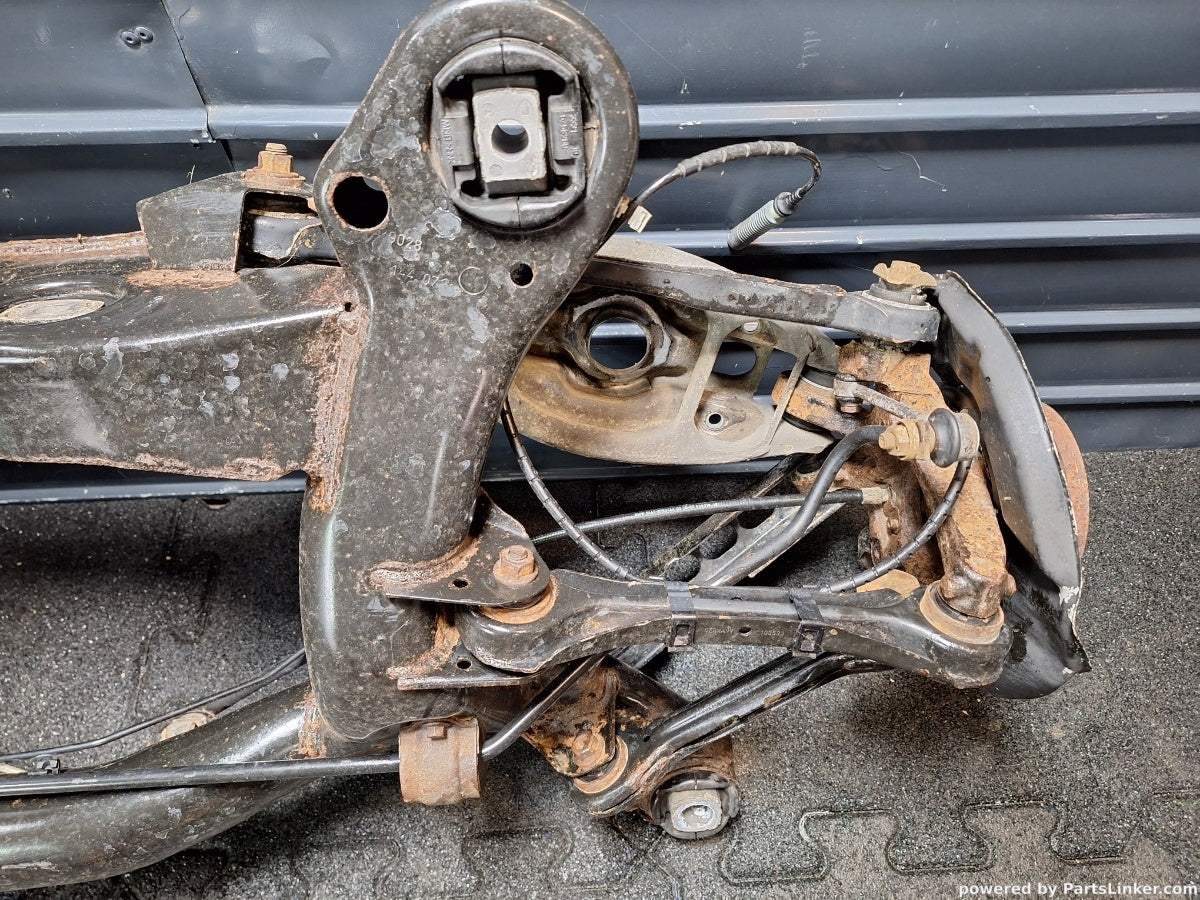 Punte spate BMW 3 V (E90) [ 2004 - 2012 ] 320 i (N46 B20..) 110KW|150HP