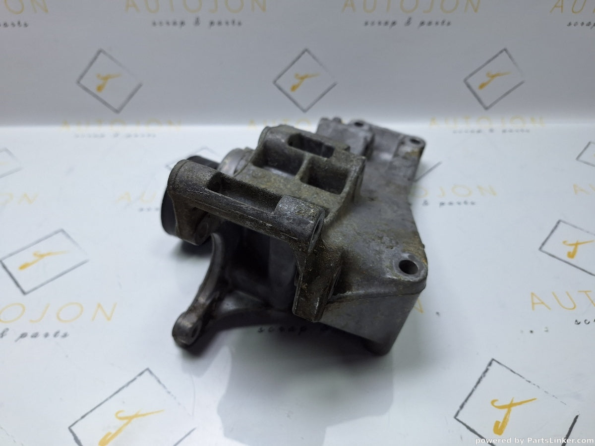 Suport accesorii VOLKSWAGEN POLO (6N1) [ 1994 - 1999 ] 60 1.4 (AEX, AKV, APQ) 44KW|60HP 032145169G