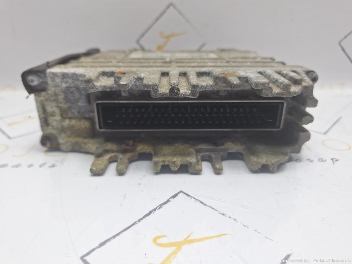 Calculator ECU VOLKSWAGEN POLO (6N1) [ 1994 - 1999 ] 60 1.4 (AEX, AKV, APQ) 44KW|60HP 0261204617 OEM 030906027AA