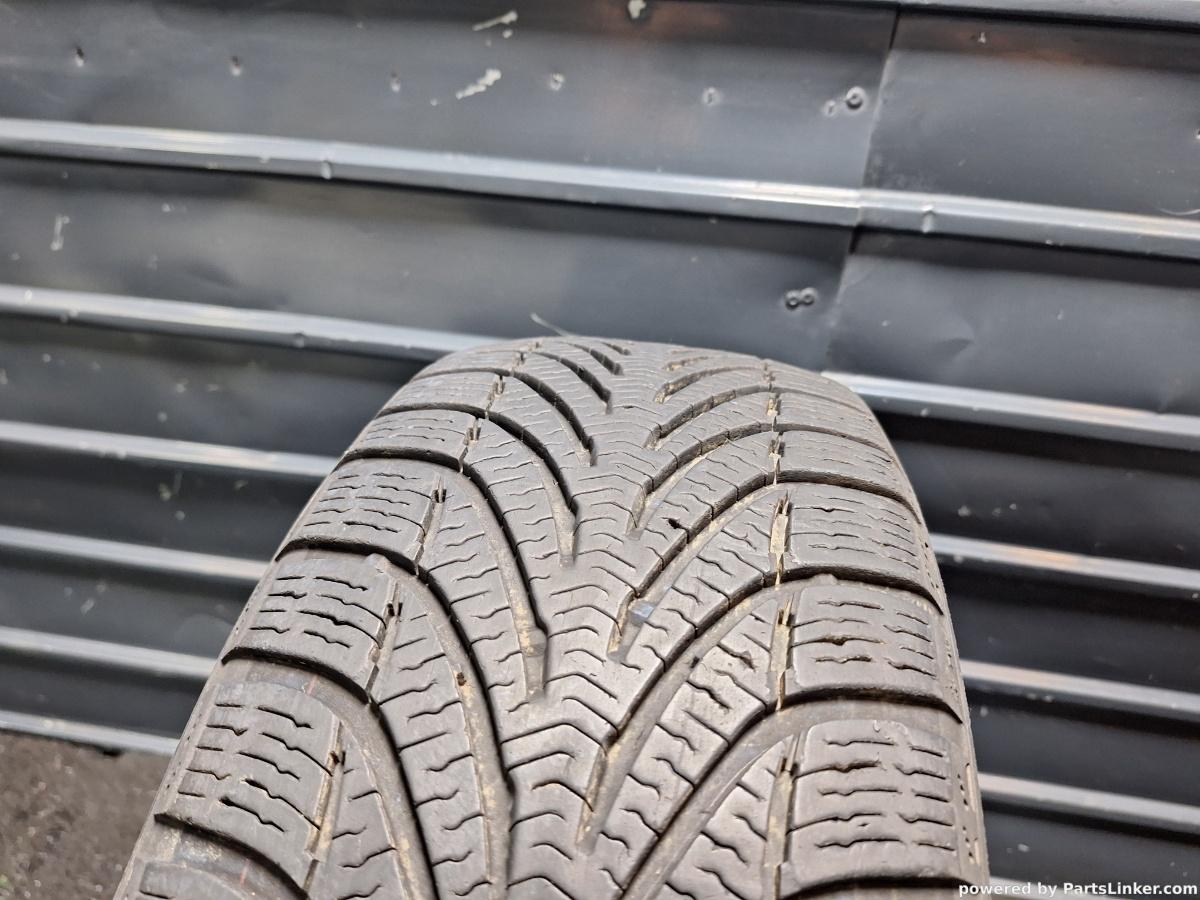 Cauciuc BFGoodrich g-Force winter  195/55 R15 DOT 2915 VOLKSWAGEN GOLF V (1K1) [ 2003 - 2009 ]