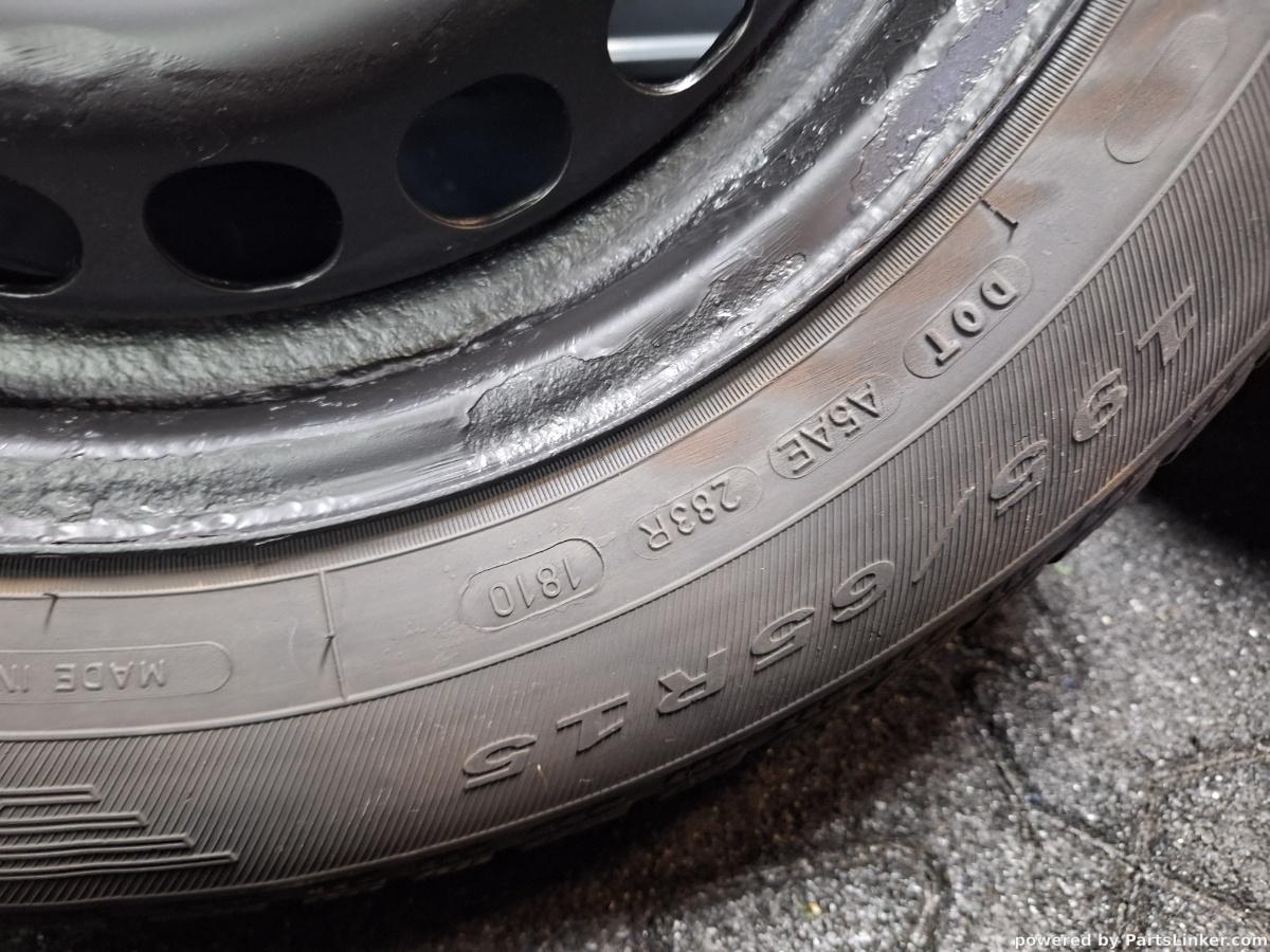 Jante de tabla cu cauciucuri de iarna 195/65R15 5x112 VOLKSWAGEN PASSAT B5.5 6Jx15H2 , ET37 3B0601027D
