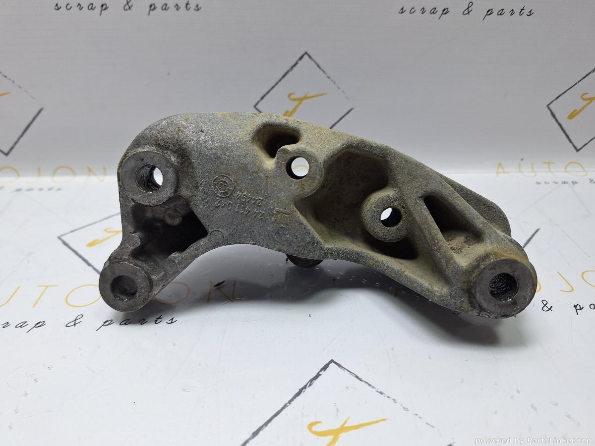 Suport cutie de viteze OPEL CORSA C (F08, F68, X01) [ 2000 - 2009 ] 1.2 (Z 12 XE) 55KW|75HP OEM 24411042