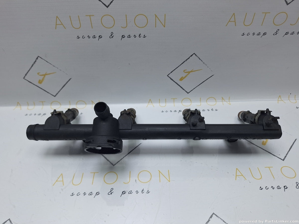 Rampa cu injectoare DACIA LOGAN MCV (KS_) [ 2007 - NOW ] 1.6 (K7M 710) 64KW|87HP 0280158034 7700274294 / 8200227124