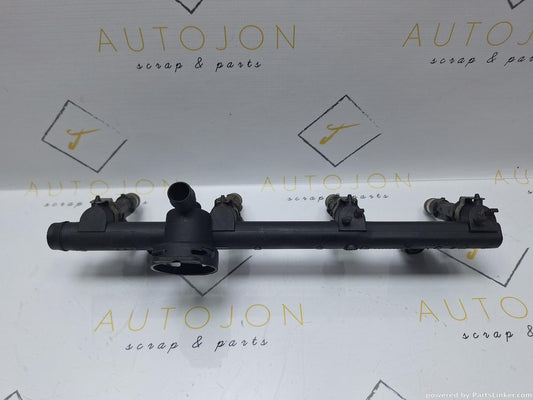 Rampa cu injectoare DACIA LOGAN MCV (KS_) [ 2007 - > ] 1.6 (K7M 710) 64KW|87HP 0280158034 OEM 7700274294 / 8200227124