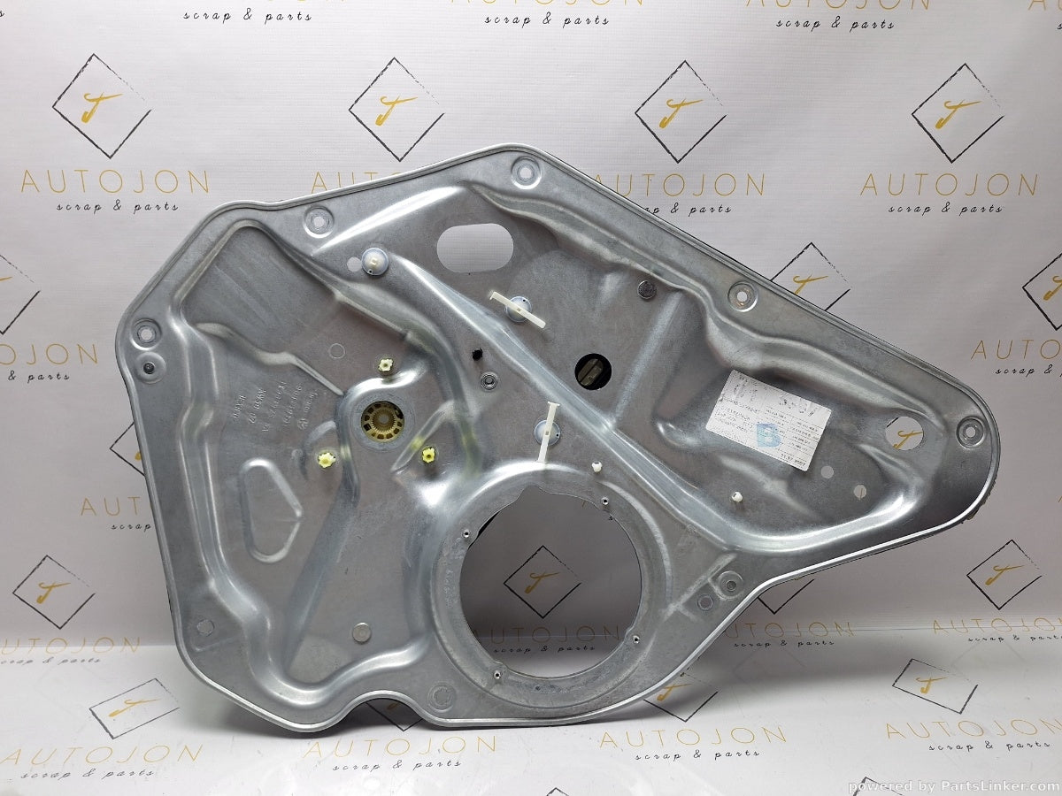 Macara geam stanga spate VOLKSWAGEN GOLF V Variant (1K5) [ 2007 - 2009 ] TDI (BLS, BXE) 77KW|105HP 1K9839756A