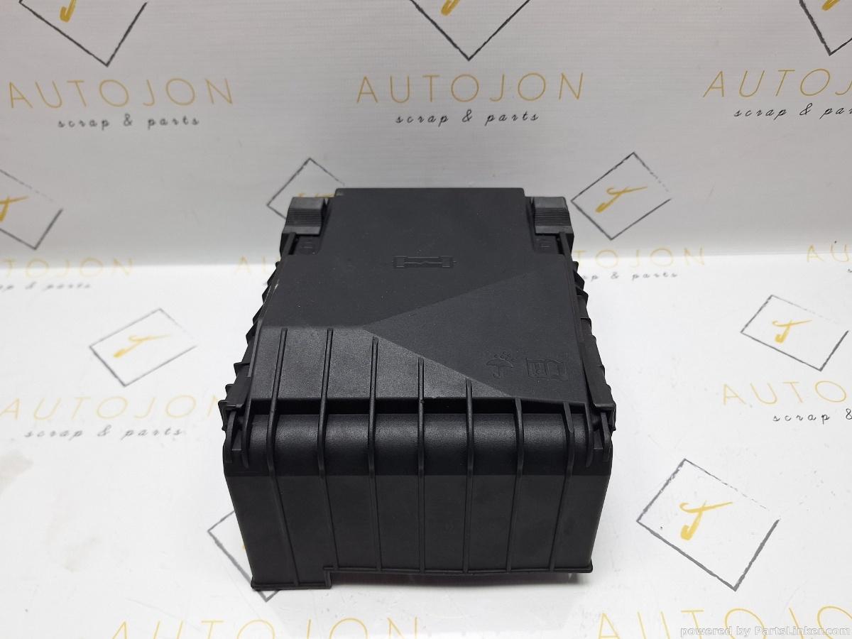 Panou sigurante motor VOLKSWAGEN GOLF V Variant (1K5) [ 2007 - 2009 ] TDI (BLS, BXE) 77KW|105HP OEM 1K0937125A