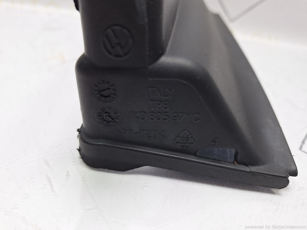 Suport pompa de aer secundara VOLKSWAGEN GOLF V Variant 1K5 2007 - 2009 TDI BLS, BXE 1K0805971C