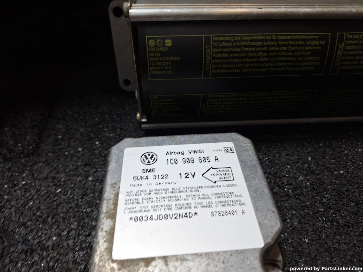 Kit airbag VOLKSWAGEN BORA (1J2) [ 1998 - 2013 ] TDI (AGR, ALH) 66KW|90HP 1J1857181FTX1