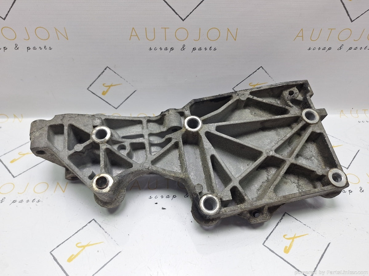 Suport accesorii VOLKSWAGEN GOLF V Variant (1K5) [ 2007 - 2009 ] TDI (BLS, BXE) 77KW|105HP 038903143AF